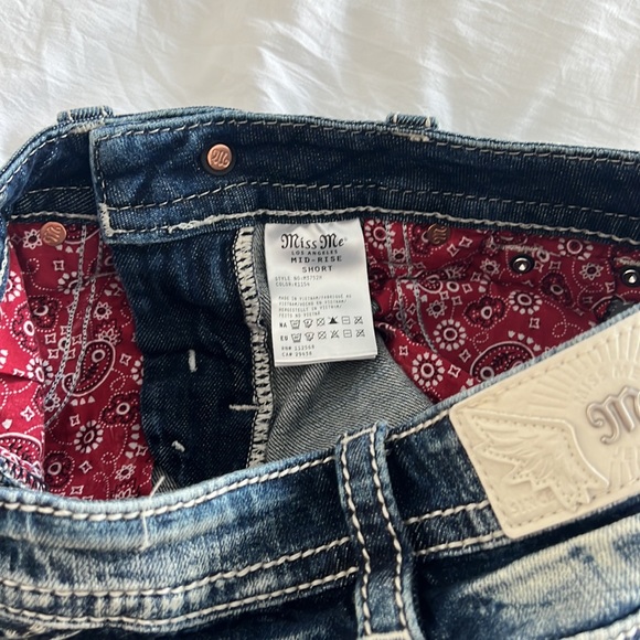 Miss Me Shorts - Picture 8 of 8